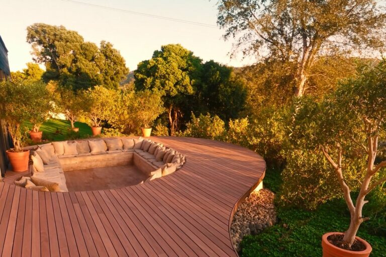 Terrasse en bois sur-mesure réalisée par Tereny en Moselle, illustration du cas client réseaux sociaux